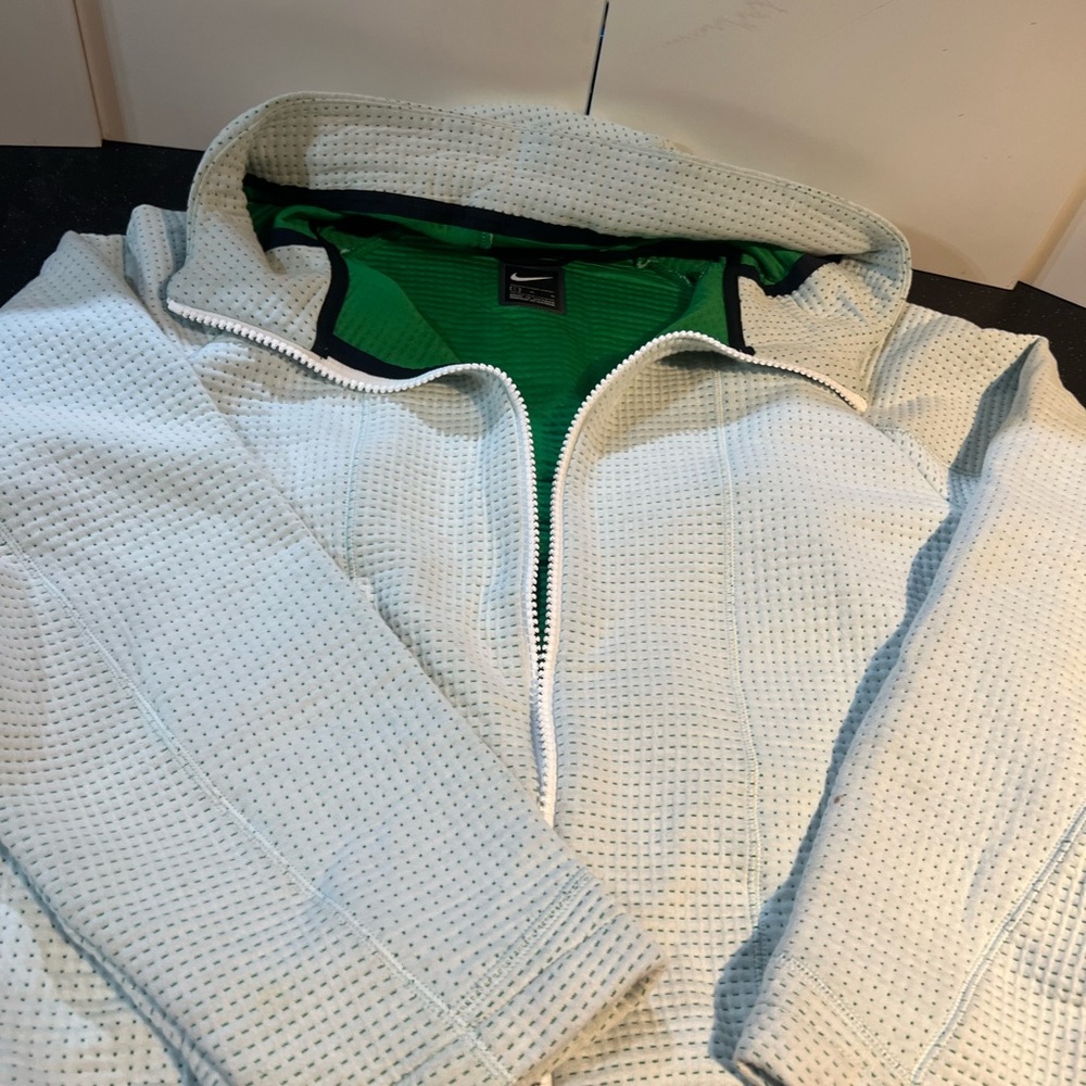 Nike Unisex White and Green Lining Zipper Hoodie
